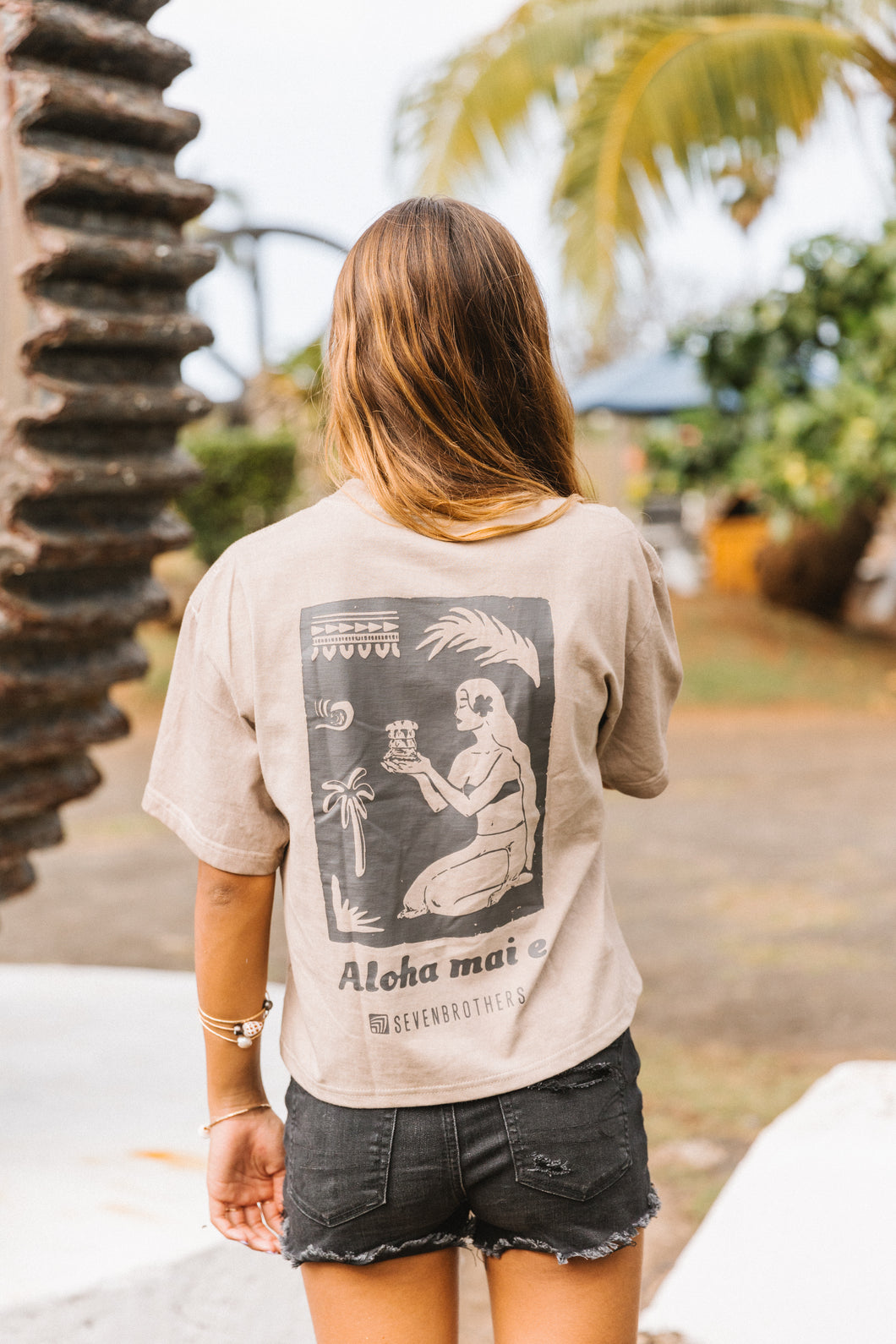 Aloha Mai E Crop Tshirt